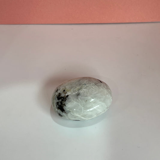 Moonstone palm stone