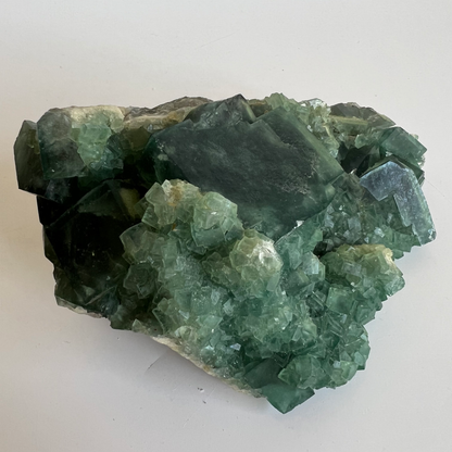 Green Fluorite cluster •Focus •Creativity •Balance •Growth •Healing