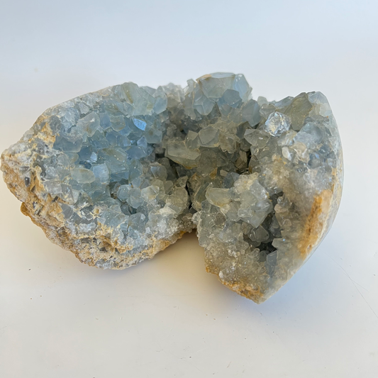 Celestite cluster